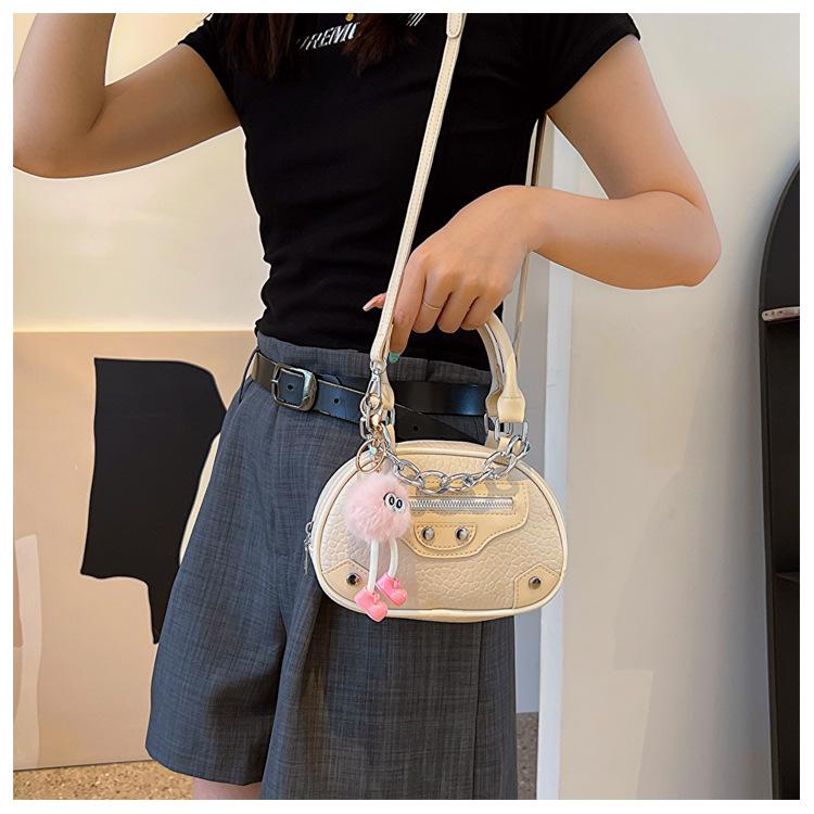 Product Introduction of Túi Tròn, Cỡ Nhỏ, Thời Trang Mùa Hè Mới, Túi Đeo Vai Cầm Tay Túi Đeo Chéo, Dành Cho Nữ, Hỗ Trợ Nhiều Trang Phục Mix & Match Bag 21