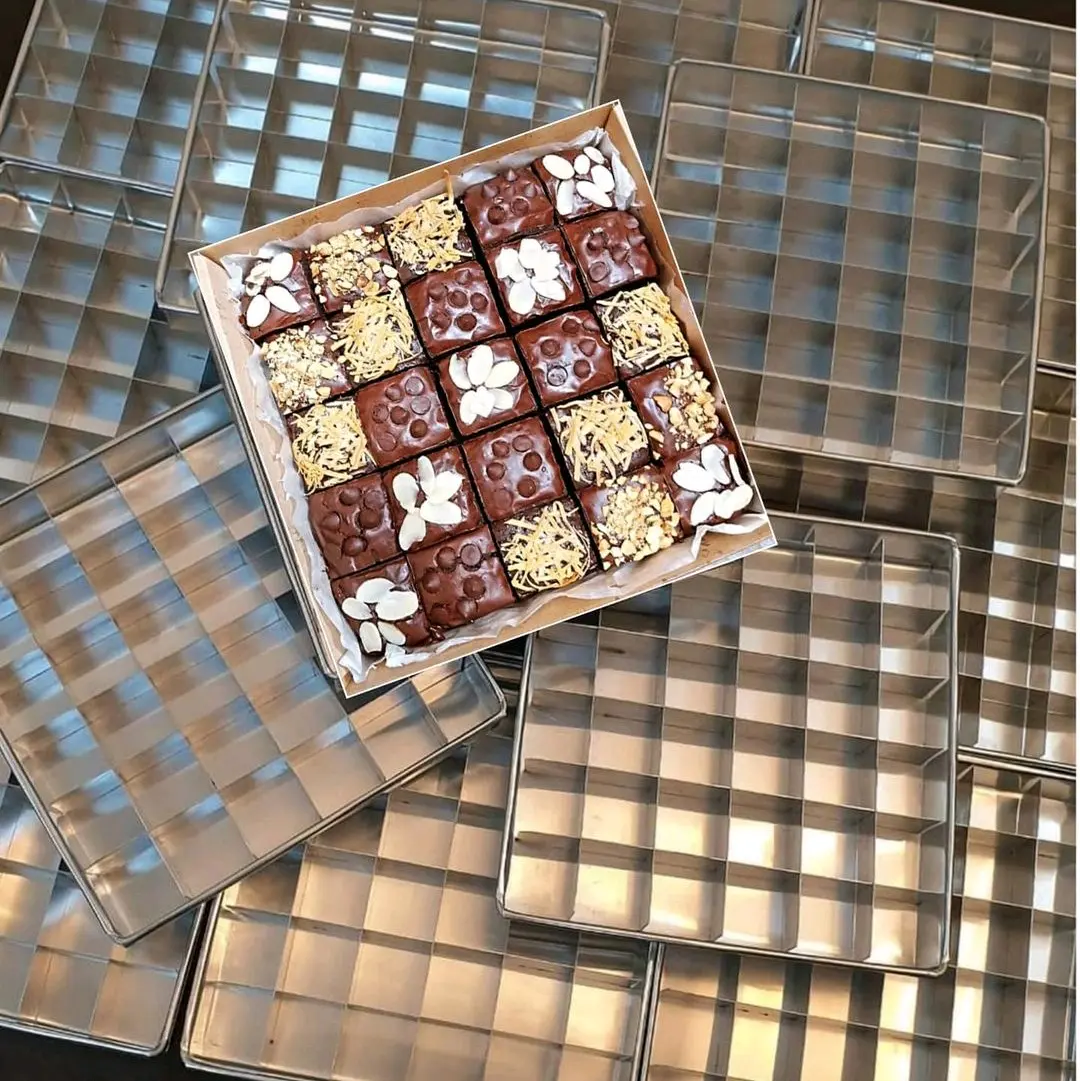 loyang sekat brownis ukuran 20x20x4