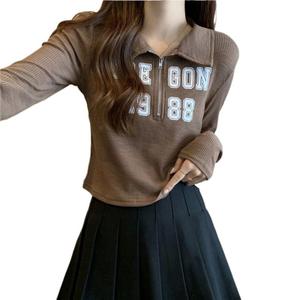 เสื้อยืดแขนยาวสำหรับผู้หญิง 2024 สไตล์เกาหลี ทรงสลิมฟิต ซ่อนหน้าท้อง เสื้อเก๋ๆ เหมาะสำหรับฤดูใบไม้ผลิและฤดูใบไม้ร่วง ดีไซน์ตัวอักษร Clothing Women Lady Tshirt