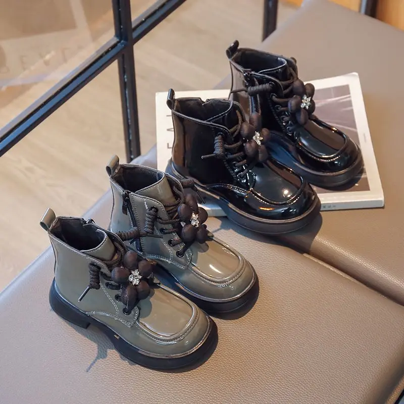 Sepatu sneakers boots fashion anak perempuan 0