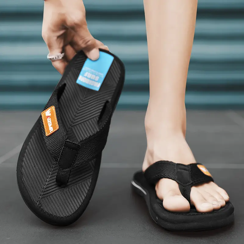 Men's Summer Flip Flops – Comfortable, Lightweight, Breathable Sandals with Arch Support – Durable Outdoor and Indoor Slippers for Beach, Pool, or Casual Wear