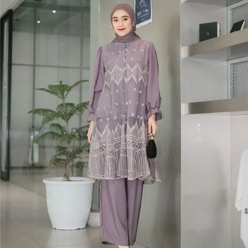 Naeva Hansa Elila One Set Atasan Tunik Brukat Celana Kulot Baju Kondangan Outfit Kondangan Terbaru Setelan 5