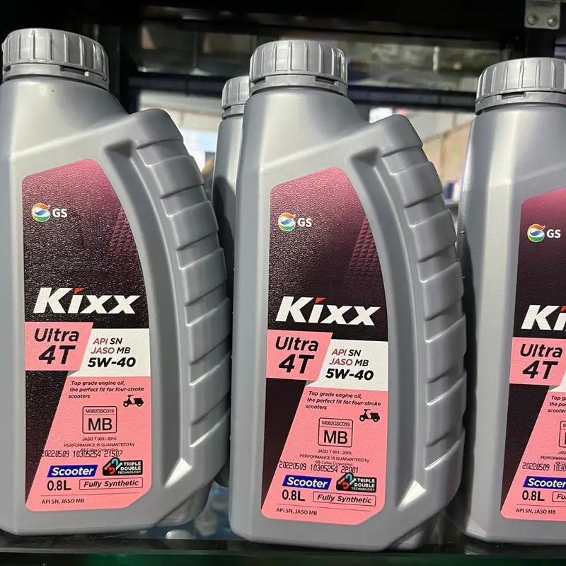 Nhớt Kixx Cho Xe Tay Ga Tổng Hợp Hoàn Toàn 5W40 Chai 0.8L Dầu Nhớt Dầu 4