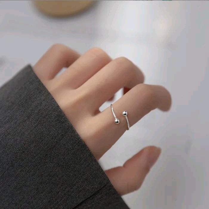 Nhẫn nữ hai đầu bi ngón út