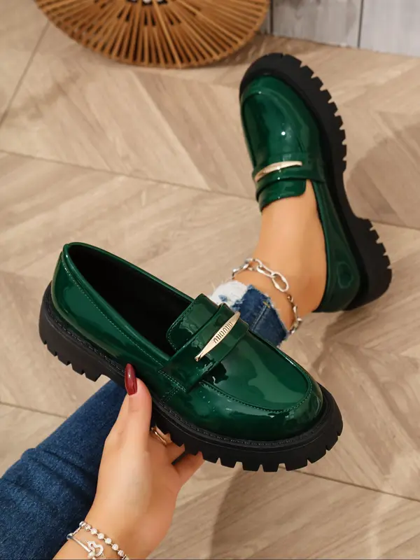Women's Fashionable Solid Color Slip on Loafers, Casual Comfortable Round Toe Flat Shoes for Daily Wear, Lightweight Breathable Shoes for All Seasons 3