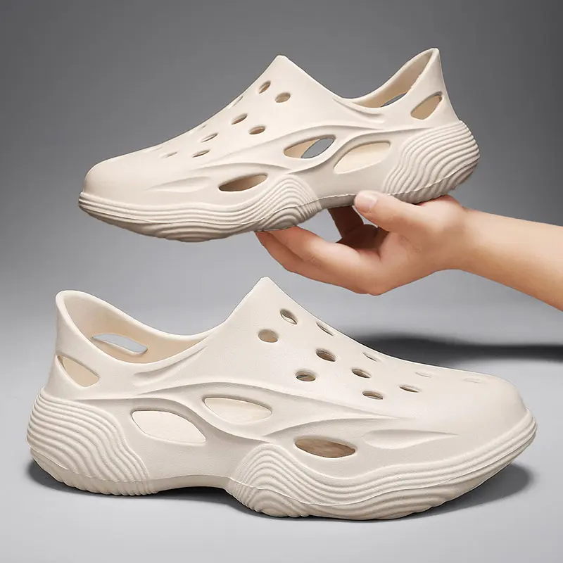 EVA Comfortable Anti-slippery Clogs Men Women Slides Slippers Thick Soled Garden Sandals Platform Clogs & Mules for Summer