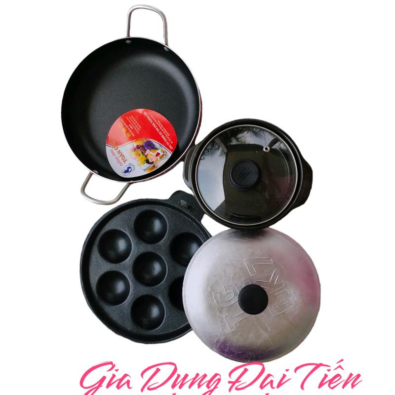 Combo 1 nồi đất và 2 chảo size nhỏ gọn gồm 1 khuôn bánh khọt 7 lỗ chống dính, 1 chảo bằng size nhỏ 22cm