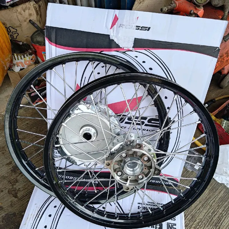 Velg jari jari pcx 150 160 new atau old ring 17 140 140 hitam gloss 3