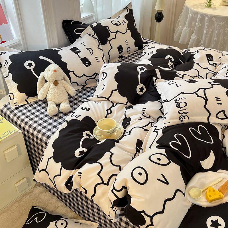 Product Introduction of Bộ Đồ Bốn Mảnh Hello Kitty, Thiết Kế Hoạt Hình Kẹo Ngọt, Bộ Đồ Giường Và Vỏ Chăn, Thích Hợp Cho Ký Túc Xá Sinh Viên, Bao Gồm Bộ Ba Mảnh Và Bộ Hai Mảnh, Vỏ Chăn 2
