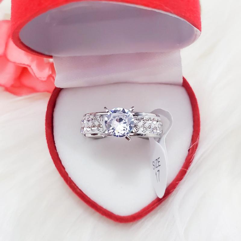 Cincin Titanium Anti Alergi Mata Satu 2 baris Plus Kotak Cincin Bentuk Love 4