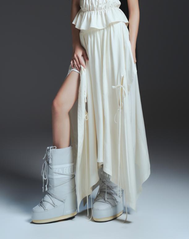 Váy dài chi tiết thắt nơ Kem Bunny Hill