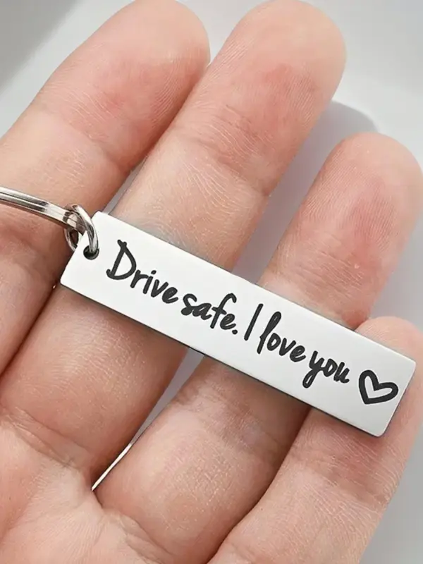 Summer 2024 Fashion Letter Pattern Slogan Metal Keychain for Men & Women, Stainless Steel Designer Keychain for Daily Key Decor, Exquisite Keychain for Birthday & Christmas Gift, Nanny Gift 0
