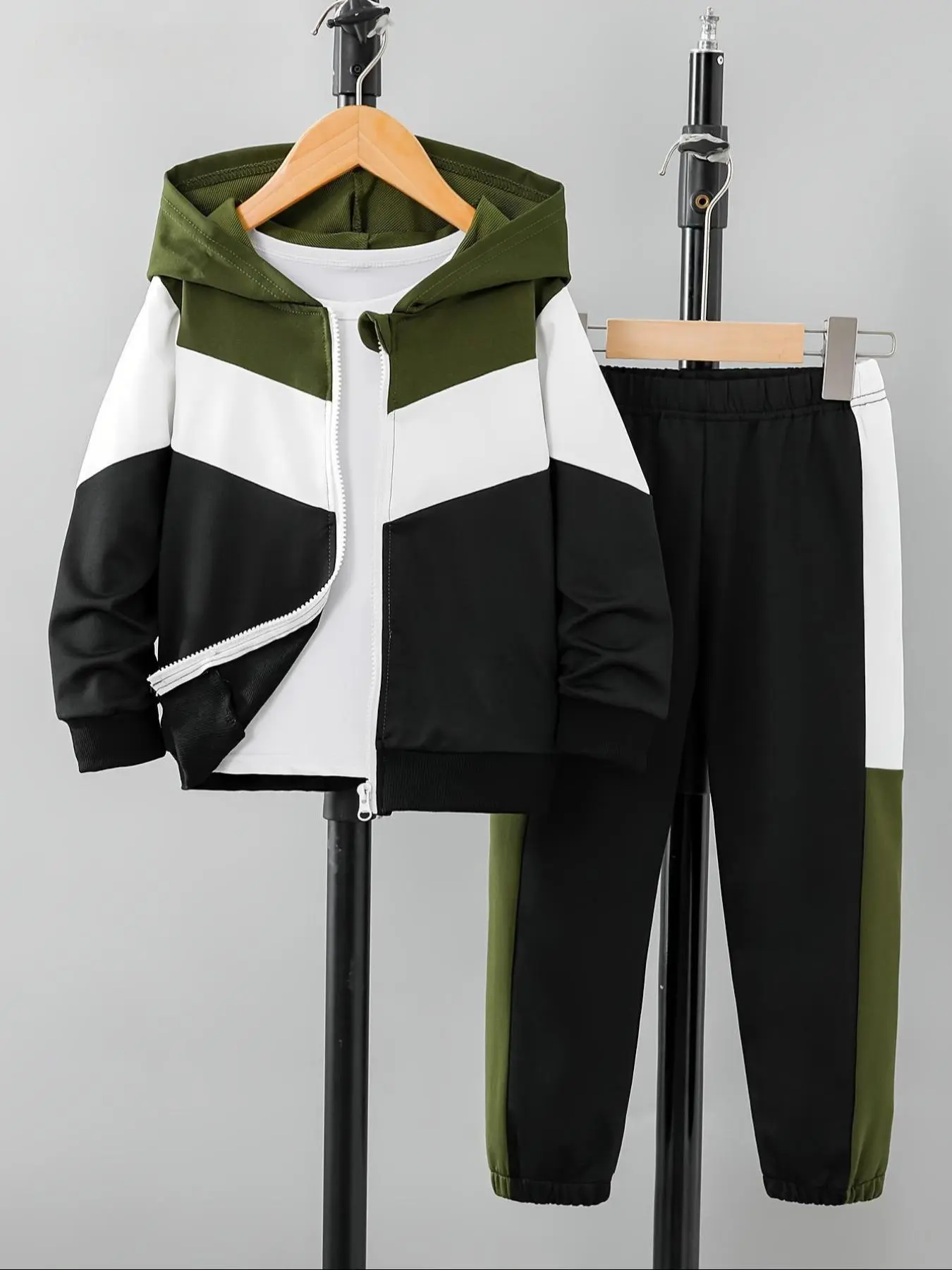 Two-piece Set Boy's Colorblock Zip Up Hoodie & Pants Set, Casual Long Sleeve Hooded Sweatshirt & Jogger Pants for Fall & Winter, Kids Clothes for Daily Wear, Drip Tracksuit Boys Kids