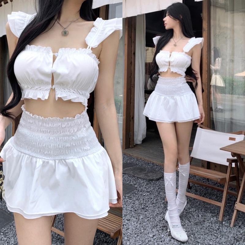 Set Áo Váy Mùa Hè Đi Biển Tiểu Thư Sang Chảnh Set Áo Croptop Cánh Tiên Đính Nút Phối Chân Váy Nhún Eo Xoè Set Đồ Nữ Sang Chảnh Hở Lưng Màu Trắng Đi Chơi biển - UN6777 3 MÀU - SET BIỂN CÁNH TIÊN