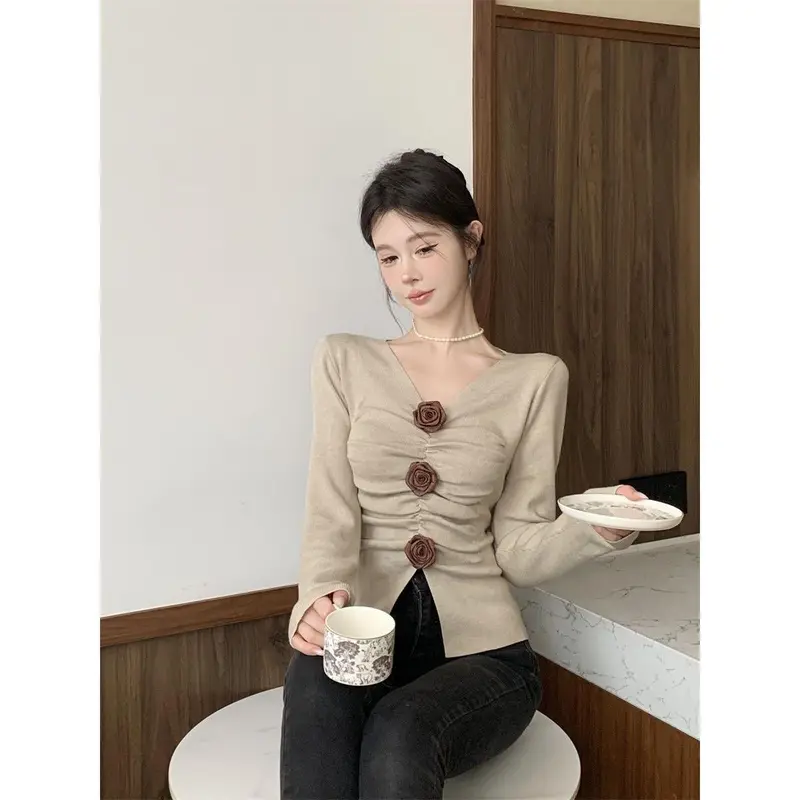 Áo Len Cổ Chữ V, Phong Cách Cổ Điển Pháp, Thiết Kế Hoa Hồng Đỏ, Dành Cho Nữ, Thanh Lịch Và Ôm Vừa Vặn, Dễ Phối Đồ, Áo Dài Tay, Quần Áo Nữ, Mùa Thu 5
