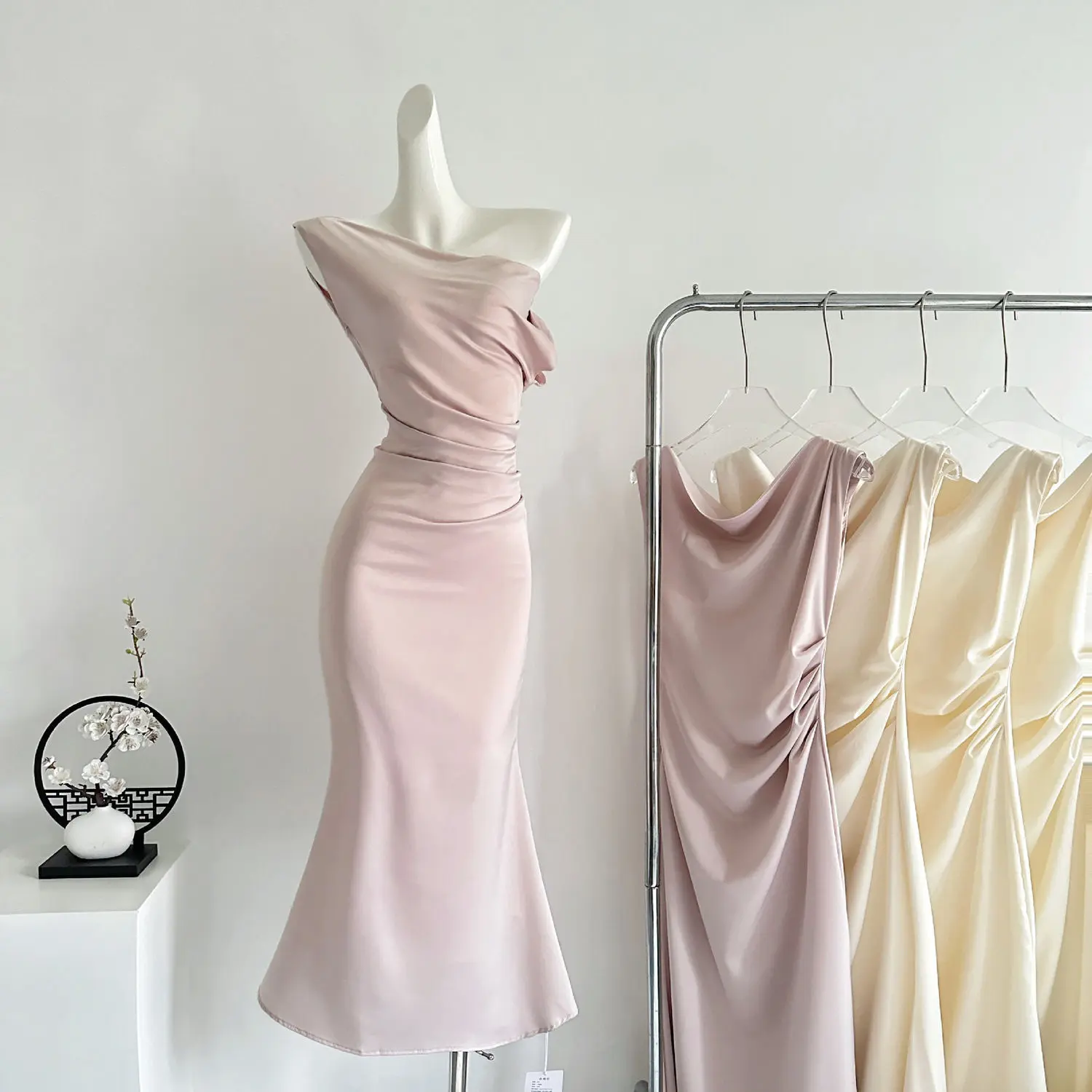 French Style Elegant Gentle Mature Off-Shoulder Satin Swing Neck Dress Women Autumn High-End Mermaid Evening Gown Long Dress Formal Womenswear