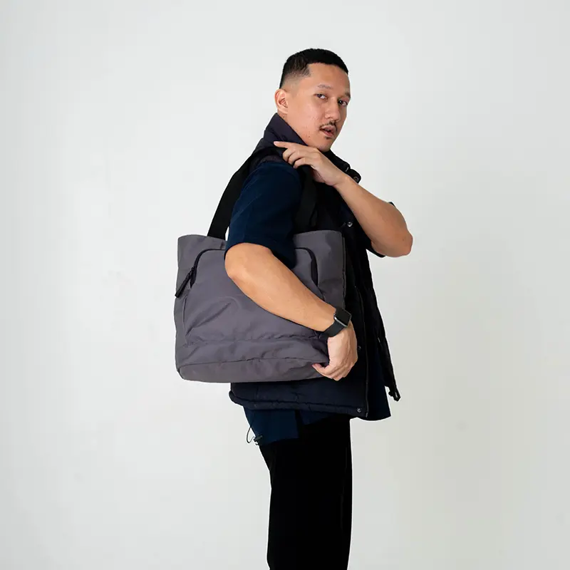 REVIVE RUSSEL Tas Totebag Jinjing Selempang Multifungsi Unisex 3