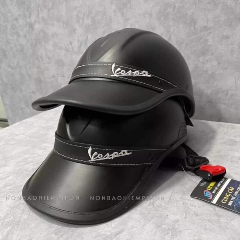 Mũ bảo hiểm lưỡi trai Vespa cao cấp loại dầy,cá tính và sang trọng dành cho cả nam và nữ ạ