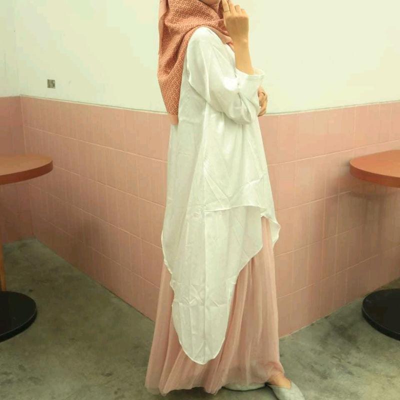 BriteMind - Tunik Putih Urai / Sayap Belah Polos 3