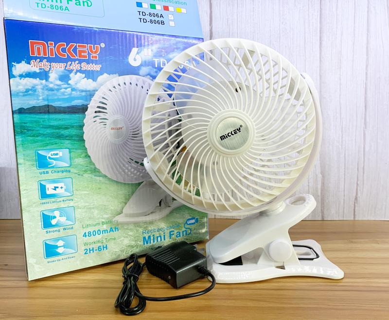 Quạt mini , quạt tích điện để bàn kẹp MICKEY 806 4800mAh pin siêu khỏe tích điện lâu tiện lợi cho công sở