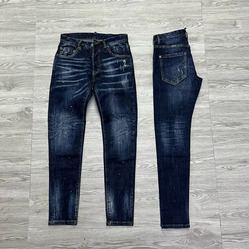 QUẦN JEAN NAM MÃ D2-07 XANH TRƠN CHỮ SẮT NHỎ VẨY SƠN 4 CÚC , BÒ DÀI CAO CẤP , CO DÃN , PHOM ÔM CHÂN D-S-Q ,  Có Túi