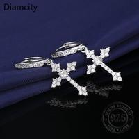 Gambar Diamcity Anting Salib Zircon Penuh Klasik Elegan Serbaguna - Platinum dari Diamcity Official Store Kab. Gresik 3 Tokopedia