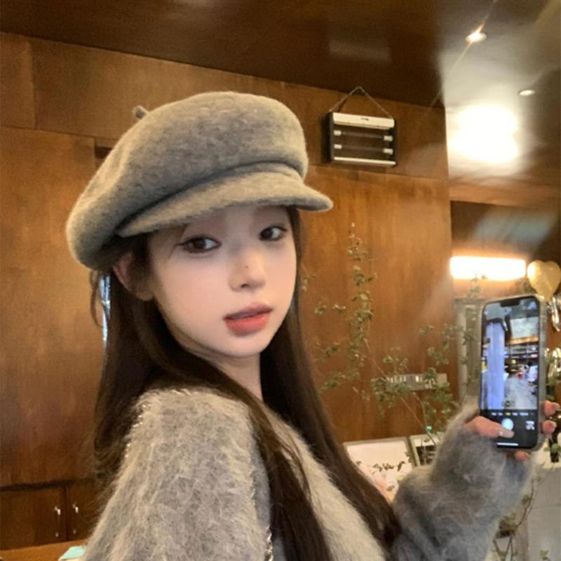 Product Introduction of Japanese Wool Beret Hat For Women Comfortable And Versatile Retro And Casual Face Showing Small Octagonal Painter Hat 12
