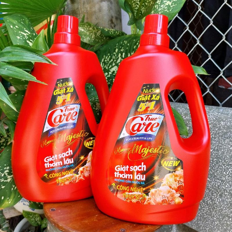 Nước giặt xả 5in1 True Care can 3.6kg, can 4.8kg - hương nước hoa thơm quý phái và sang trọng, Giặt Sạch và thơm lâu không cần dùng nước xả vải, Làm Sạch. Nước giặt quần áo thơm 1