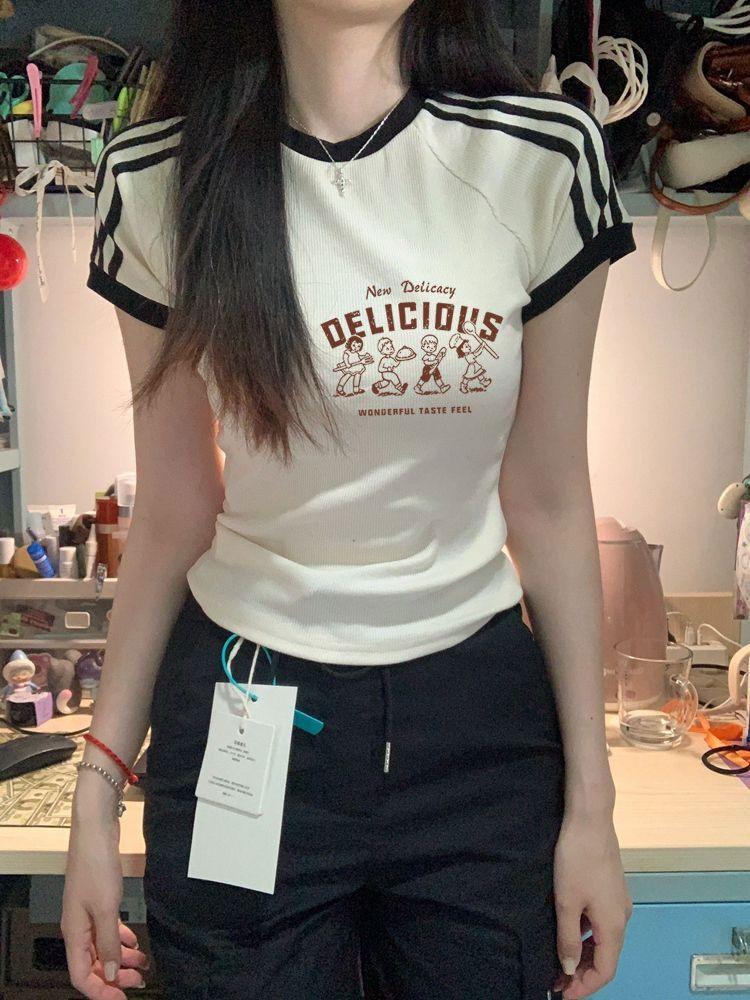 Product Introduction of Summer American Style Short Sleeve T-Shirt for Women, Pure Desire Retro Student Ins Style Three-Stripe Striped Regular Shoulder Short Top 6