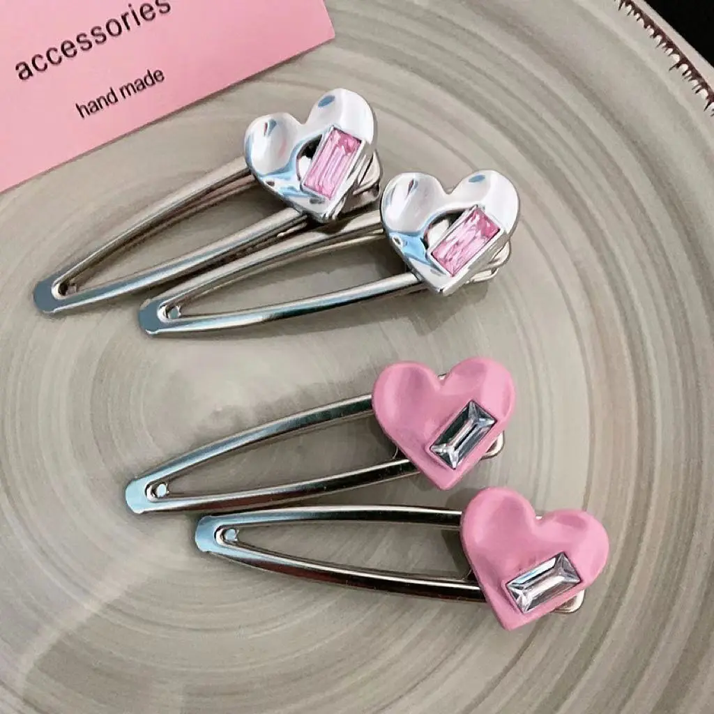 Heart-Shaped Rhinestone Hair Clip for Women 2025 New Summer Sweet Girl Street Style Versatile Hairpin Forehead Bangs Clip