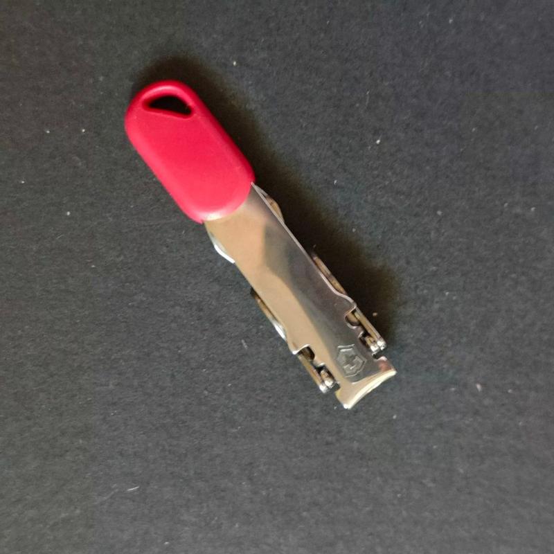 chính hãnġ - Bấm mónġ tay Thụy Sỹ Victorinox NAIL CLIPPER - 8.2050.B1 6