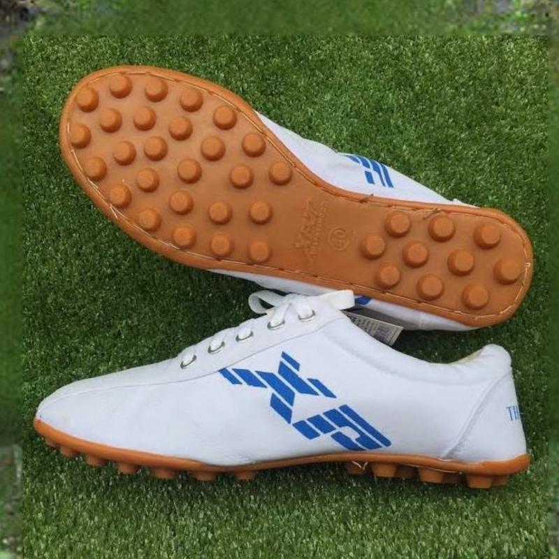 Giày thượng đình trắng đẹp dành cho dân lao động hoặc đá bóng chất liệu nhẹ nhàng thoáng mát Giày Thể Thao Giày Đá Bóng Sport Sneaker