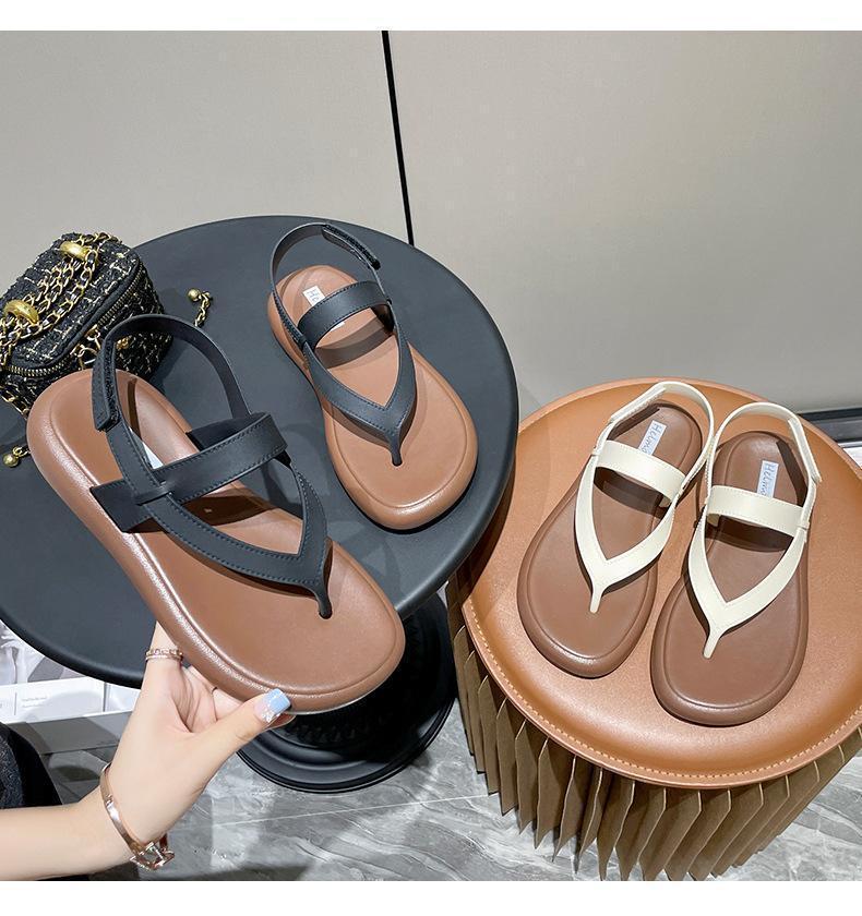 Product Introduction of Dép Nữ Mùa Hè, Đế Bệt Đế Mềm, Màu Trơn Giày La Mã, Dép Lê Đi Biển, Thích Hợp Đi Chơi Mùa Hè, Hàng Mới Về, 2024, Có Thể Đeo Ngoài Trời 17