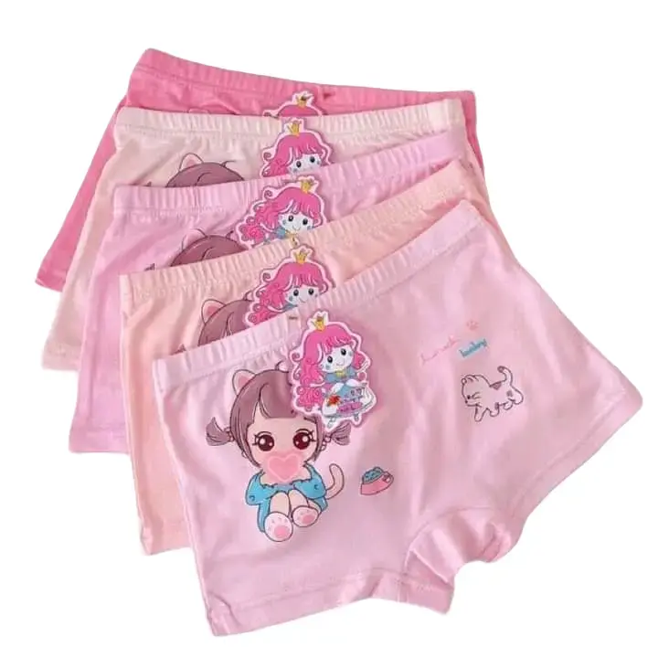 Comb 5 quần chíp đùi cho bé gái. chất cotton mềm, mịn. có size cho bé từ 7kg-34kg. có tặng quà ngẫu nhiên cho bé.