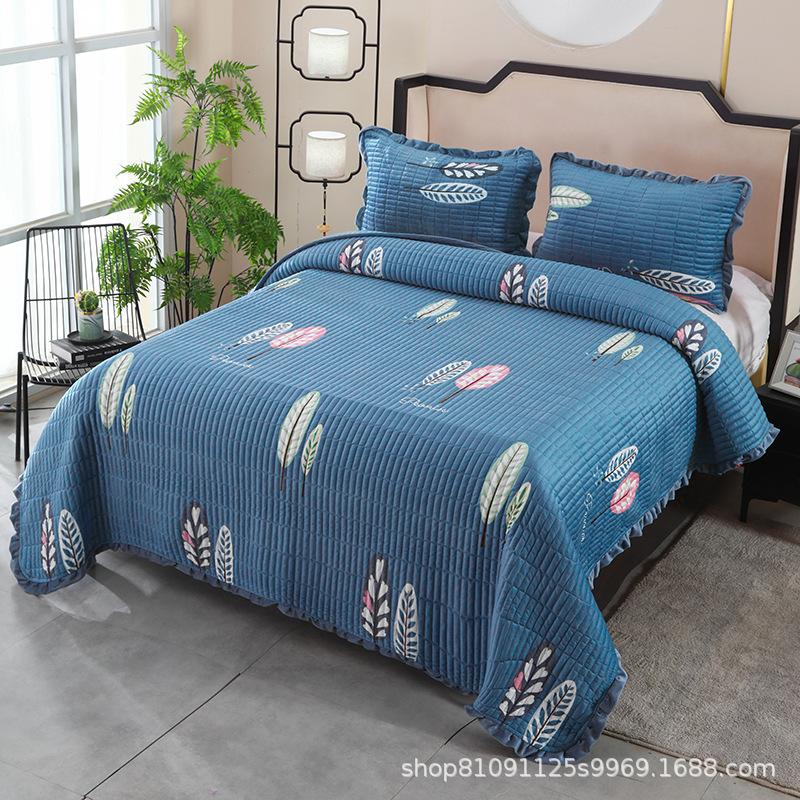 Thickened Milk Fiber Bedspread Cotton Padded Thickened Crystal Velvet Blanket Non-Static Thermal Bed Sheet Dormitory Home Bedspread 5