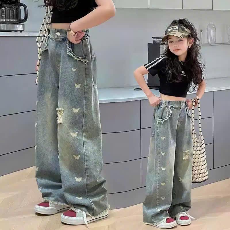 Quần jean ống suông họa tiết xinh cho bé gái 0
