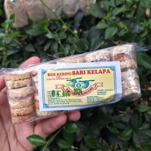 Kue Sagon Kancing Sari Kelapa 100gr 1 Pak Isi 10