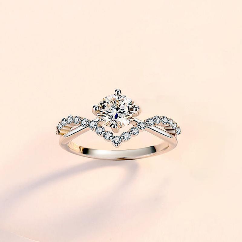 Nhẫn Nữ Vương Miện Quý Phái G4