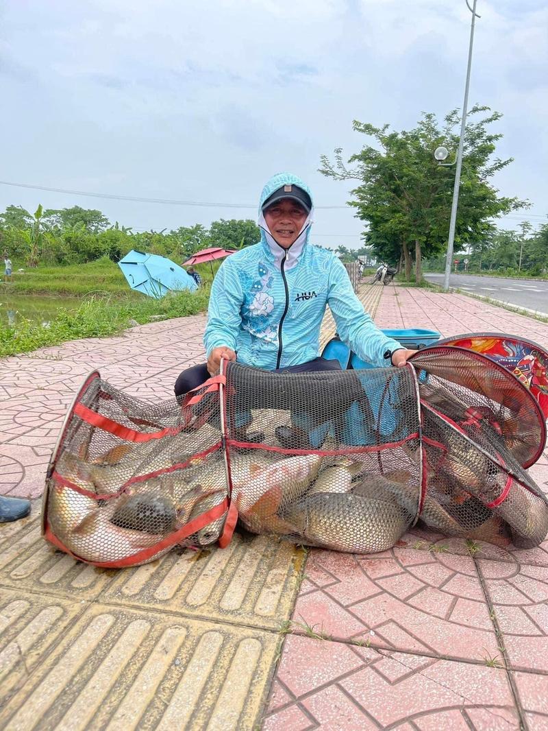 Product Introduction of Cám Chuyên Chép Thế Anh Fishing ( 600g ) bao móm hạng nặng cho anh em câu đài dịch vụ và tự nhiên. Phù hợp với cả chép cũ chép mới . Chép giòn chép thường #cauca #fishing#fish#bigfish#ThếAnhFishing Đi Câu Câu Cá Bắt Cá 20