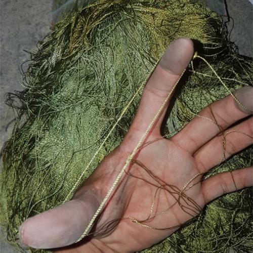 lưới đuổi gà bằng dù Thái Lan để bảo vệ mùa màng và hoa màu mắt lưới 12cm cao 4.5m có chống gió và kẹp chì 6