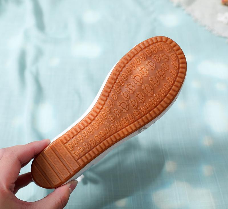 Product Introduction of Embroidered Shoes Old Beijing Cloth Shoes Ancient Style anora  shoes jumbo  flat 6