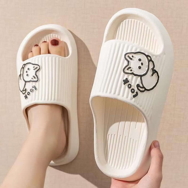 Product Introduction of Dép Lê Mùa Hè, Dép Đi Trong Nhà Phòng Tắm, Đế Bằng, Chống Trượt, Thiết Kế Hoạt Hình Gấu, Thích Hợp Đi Biển, Dép Nữ, Dép, Dép, Thích Hợp Sử Dụng Trong Nhà Và Ngoài Trời, 2023 DéP Slipper Women Có Quai Hoa 0