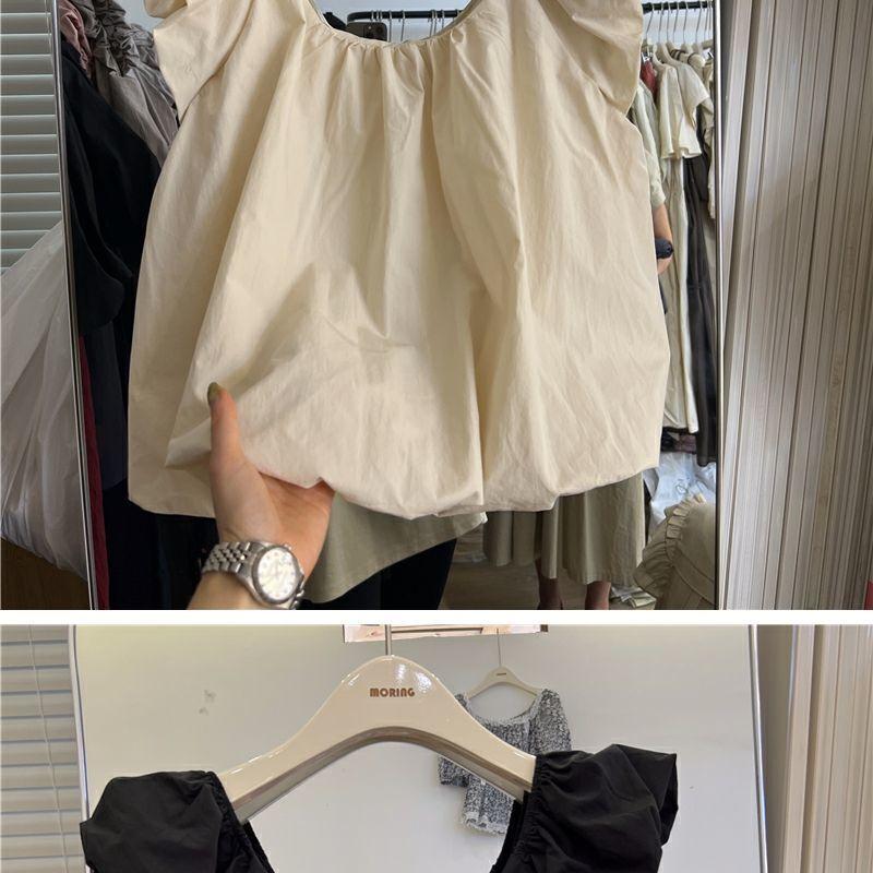Product Introduction of French Style Flying Sleeve Shirt Female 2024 Summer New Design Sense Small Public Net Red Dew Collarbone Sweet Top Womenswear Blouse Lingerie Lady Comfort Basic Minimalist 10