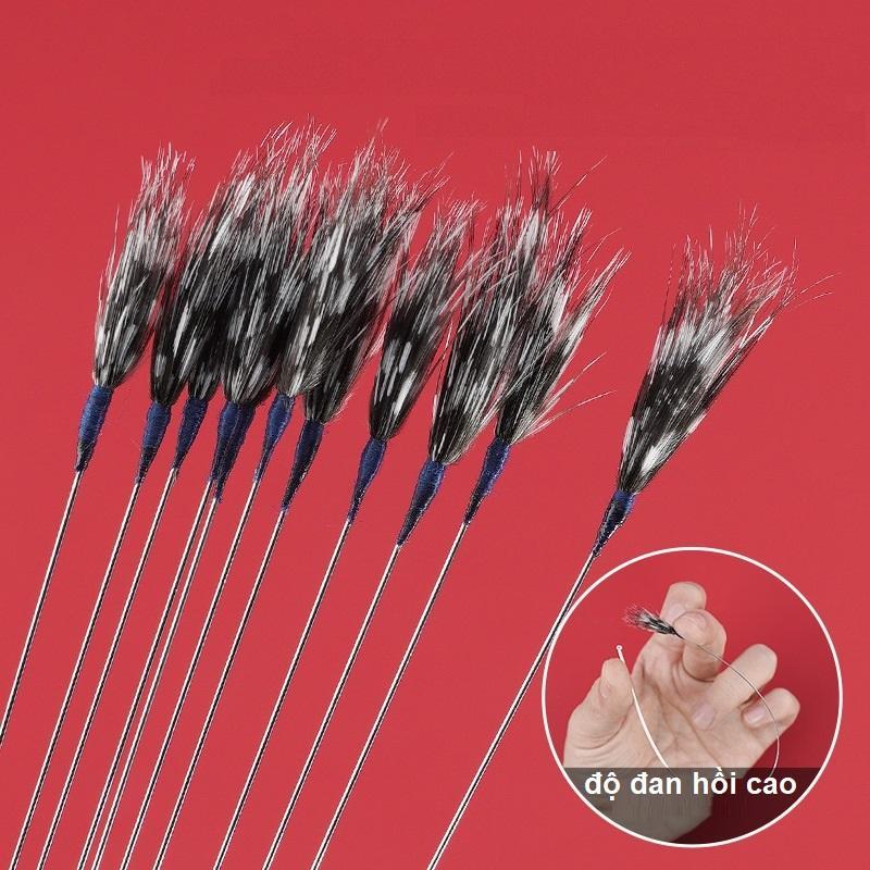  Lông gà lôi ngoáy tai xe tai chất liệu mềm mịn quấn chỉ đẹp mắt Xe lỗ tai dã ngứa cán bàng kim loại chắng mua sỉ giá 1 cây 