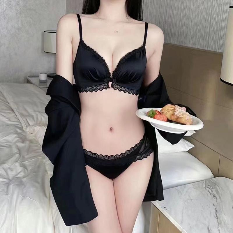 Product Introduction of Thickened Overall 3.5cm Large Front Button Underwear Small Breast Size Exaggerating Bra Push up Non-Running Cup Anti-Sagging Backless Bra 30
