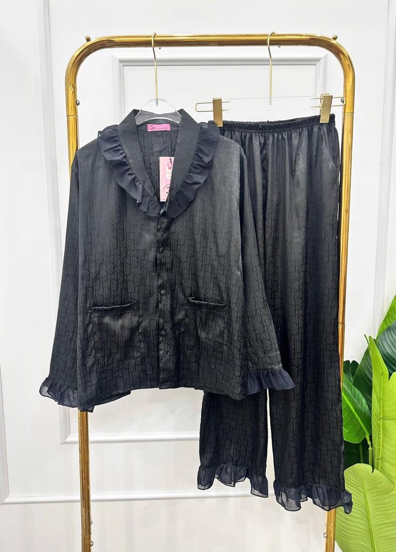 Product Introduction of (Freesize 45-60kg) Bộ ngủ nữ chất gấm vân chìm phối voan tiểu thư màu đen do macnha Women Pajamas & Loungewear Kem Nhung Áo 11
