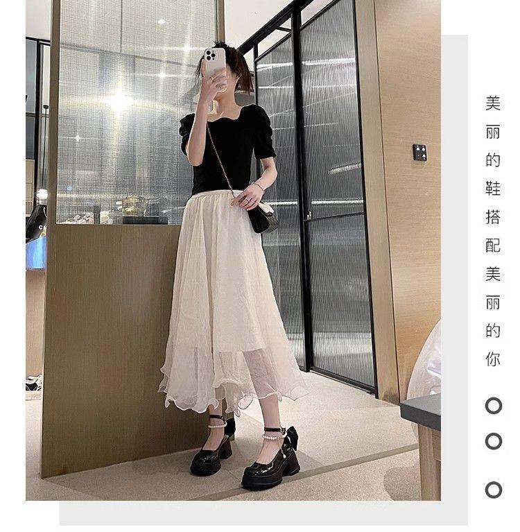 Product Introduction of Lace-Up Mary Jane Chunky Square-Toe Shoes, Comfortable Soft Sole with Anti-Slip Design, Bow Accent, Retro Fashion Footwear That Can Be Paired with Skirts 11