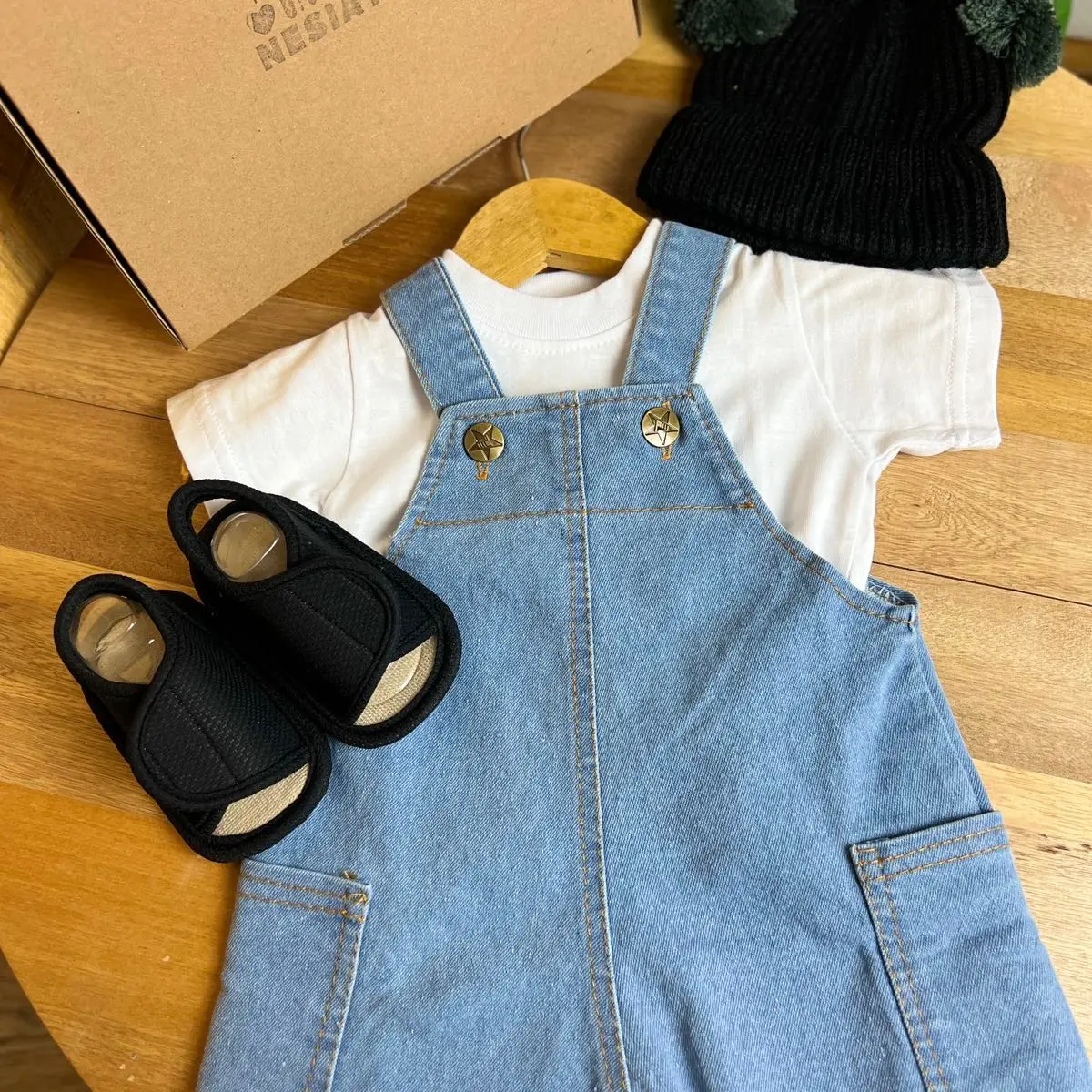 Hampers Bayi Baru lahir Setelan Overal Jeans Lembut Unisex