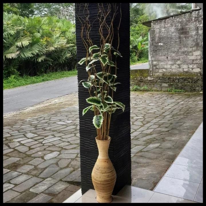10 Batang Bambu Ulir Natural Variasi Daun  (Tidak Termasuk Vas/Pot) 6