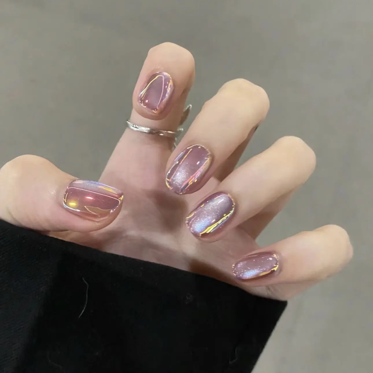 NO.77 Móng úp thiết kế màu thạch ẩn nhũ đính nơ hologram Cebi.nailbox